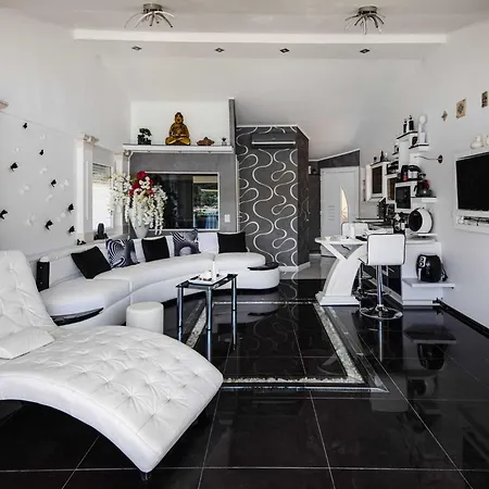 Om - One Bedroom With Balcony And Sea View Povlja (Brac)