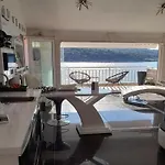 Om - One Bedroom With Balcony And Sea View Appartement
