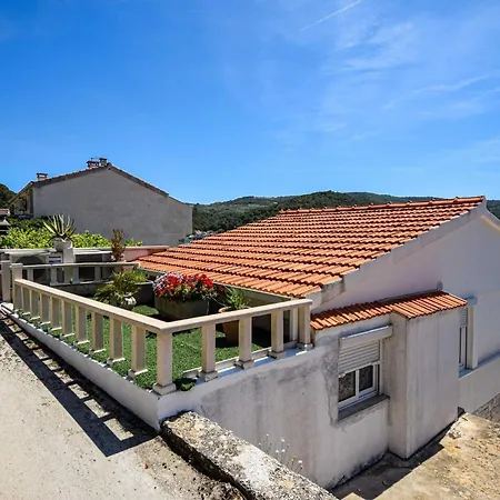 Om - One Bedroom With Balcony And Sea View