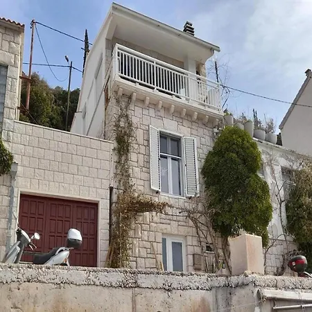 Appartement Om - One Bedroom With Balcony And Sea View Povlja (Brac)